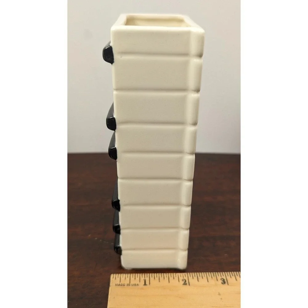 Vintage Sarsaparilla Piano Keyboard Ceramic Bud Vase #801 Made in Japan 1985